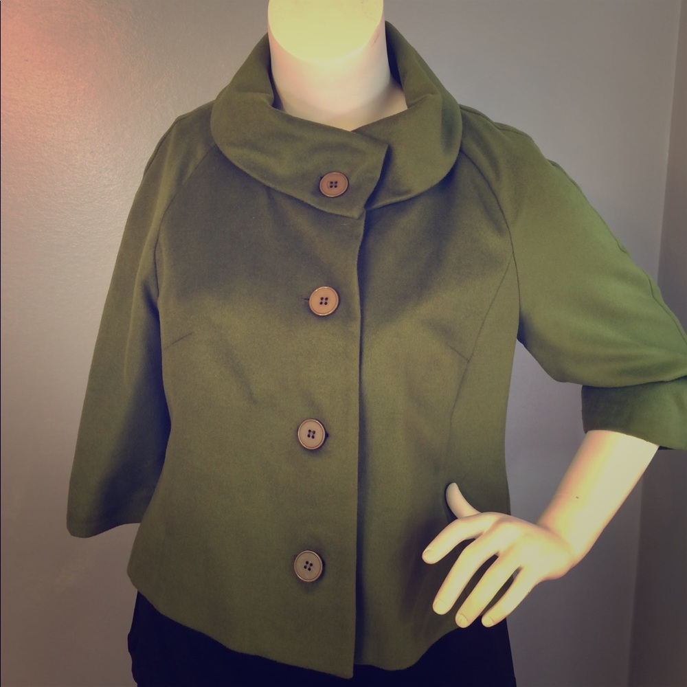 Preswick & Moore Green Crop Swing Coat
